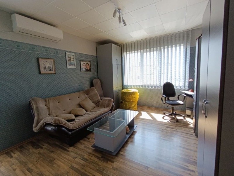 Продава  2-стаен град Русе , Дружба 3 , 63 кв.м | 99326029 - изображение [9]