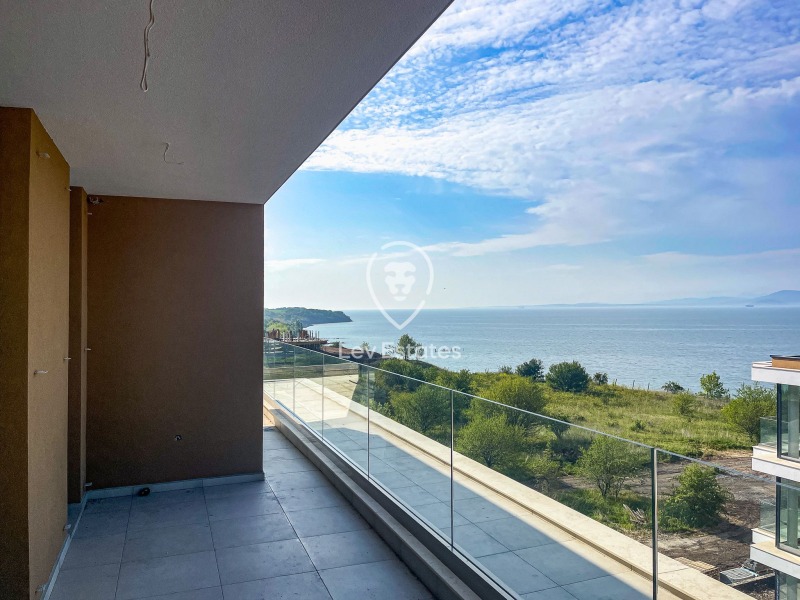 À venda  2 quartos Burgas , Sarafovo , 152 m² | 27857860 - imagem [2]