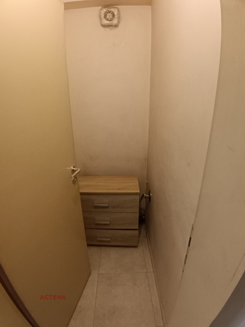 De vânzare  2 dormitoare Sofia , Poduiane , 124 mp | 36952385 - imagine [11]