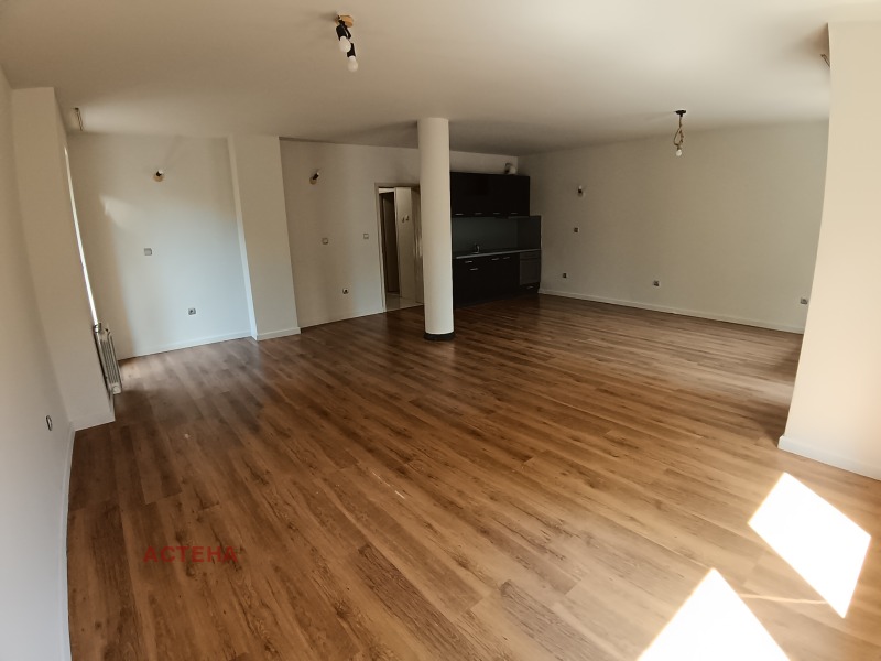 De vânzare  2 dormitoare Sofia , Poduiane , 124 mp | 36952385 - imagine [4]