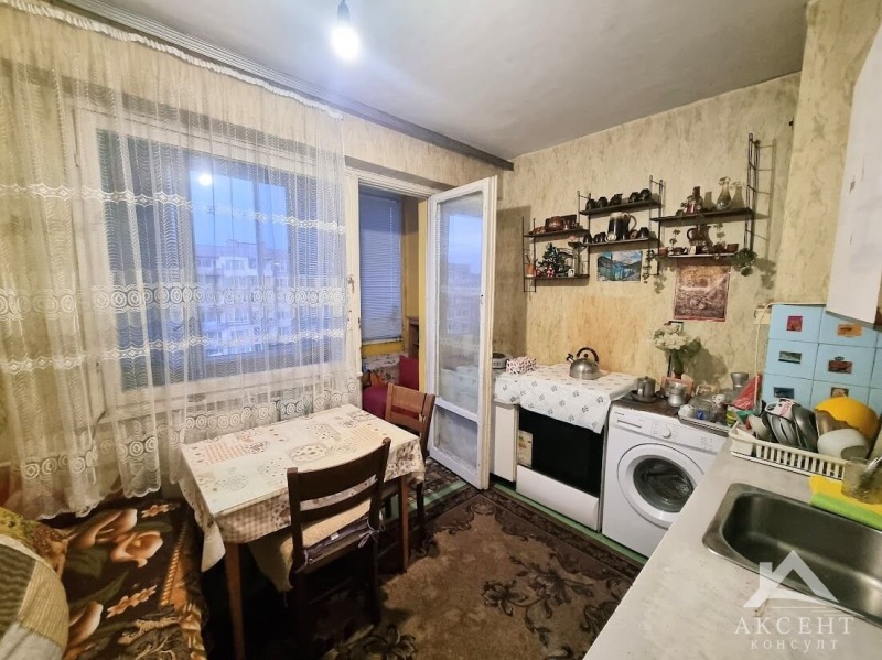 Продава 4-СТАЕН, гр. Перник, Изток, снимка 8 - Апартаменти - 52923291