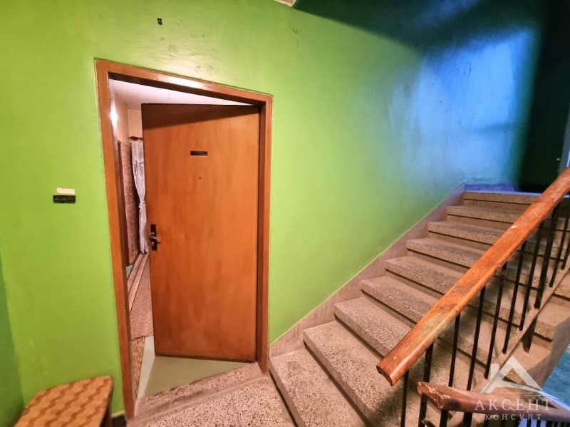 Продава 4-СТАЕН, гр. Перник, Изток, снимка 5 - Апартаменти - 52923291