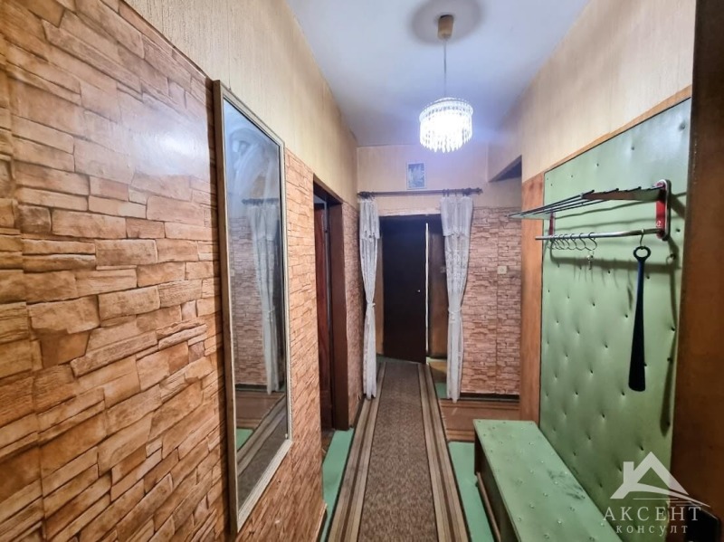 Продава 4-СТАЕН, гр. Перник, Изток, снимка 6 - Апартаменти - 52923291