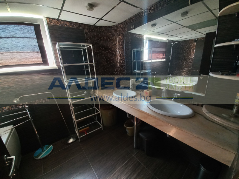 Til salg  Hus Sofia , Bankya , 241 kvm | 24473146 - billede [11]