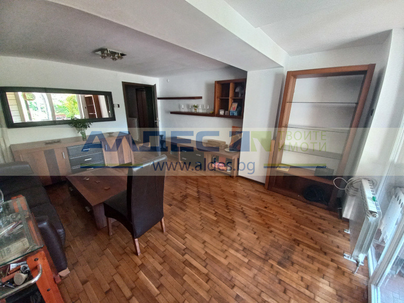 Til salg  Hus Sofia , Bankya , 241 kvm | 24473146 - billede [6]