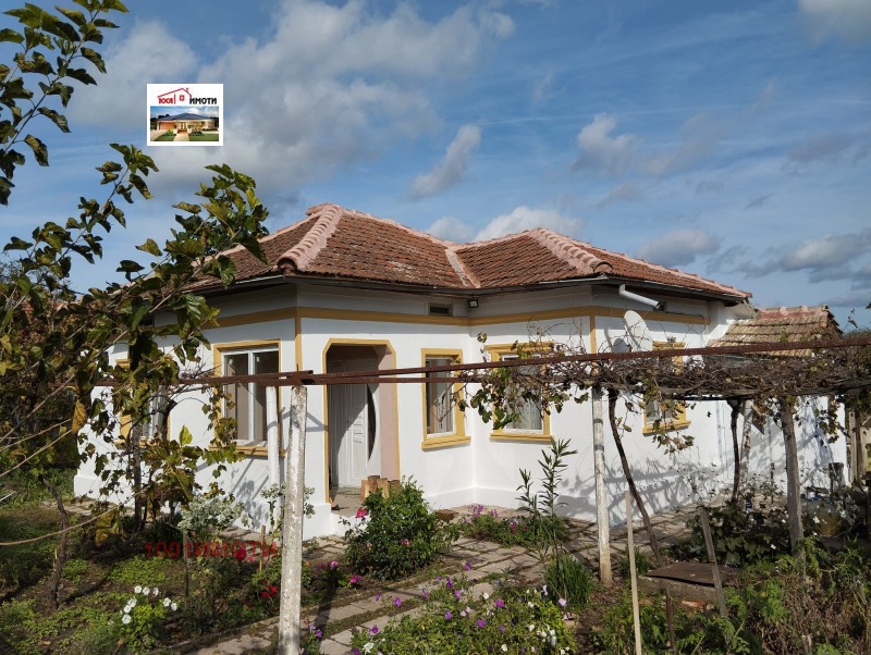 Продава КЪЩА, с. Писарово, област Добрич, снимка 14 - Къщи - 52665537