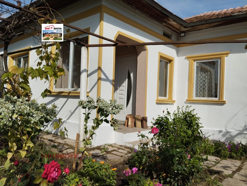 Продава КЪЩА, с. Писарово, област Добрич, снимка 16 - Къщи - 52665537