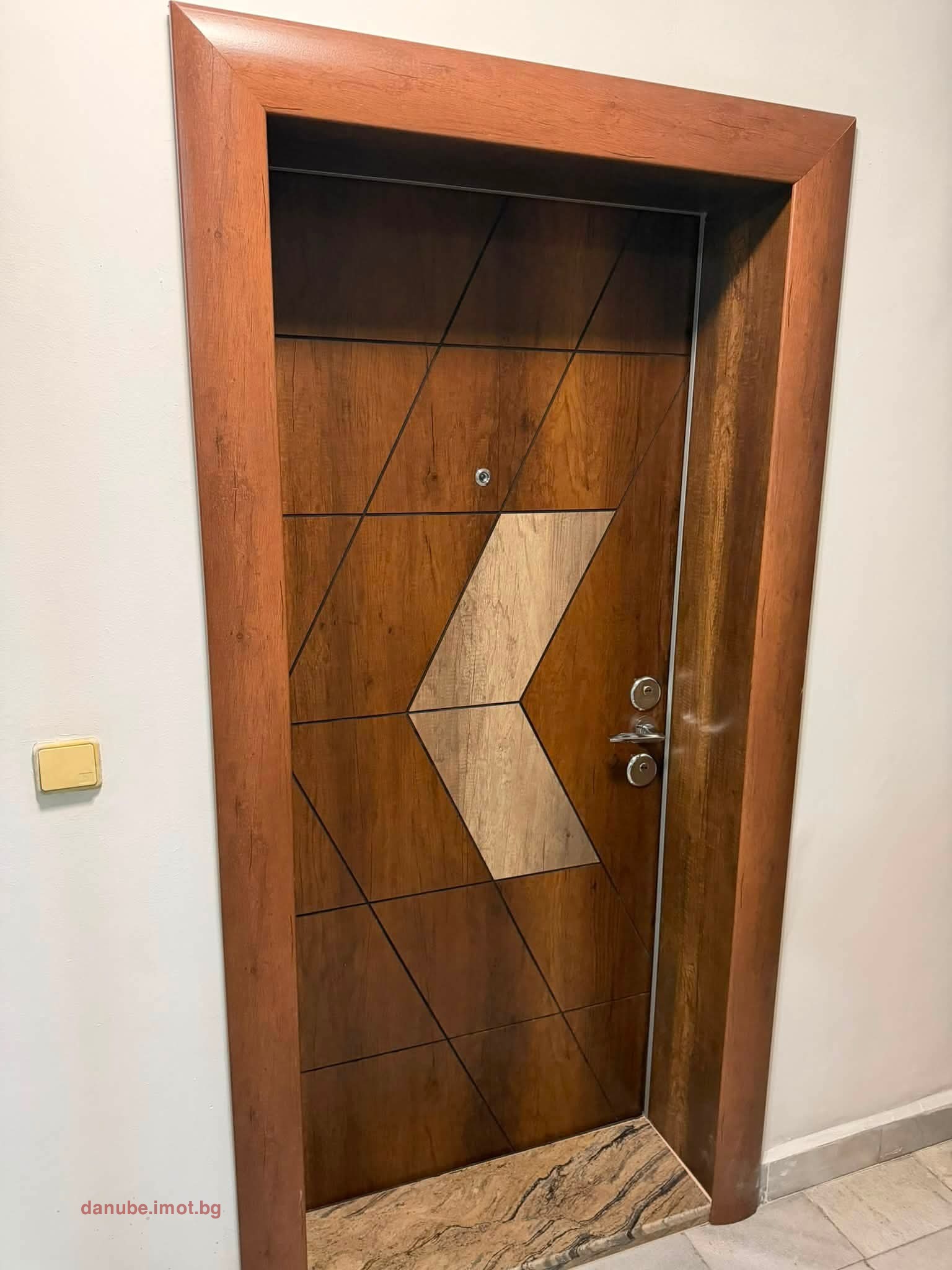 Продава 2-СТАЕН, гр. Русе, Чародейка - Север, снимка 5 - Апартаменти - 56214722