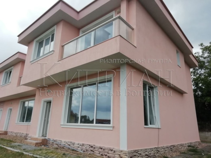 Продава КЪЩА в област Добрич, к.к. Албена - 135 кв.м / 140 000 € » 273 816.20 лв., КАЛЧЕВ