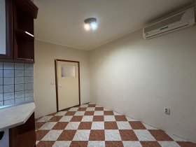 2 bedroom Zavod Druzhba, Varna 6