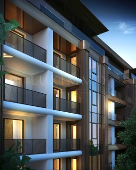 Продава 3-стаен град Бургас Изгрев - [1] 