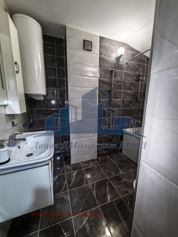 Продава МЕЗОНЕТ, гр. Шумен, Център, снимка 9 - Апартаменти - 53797523