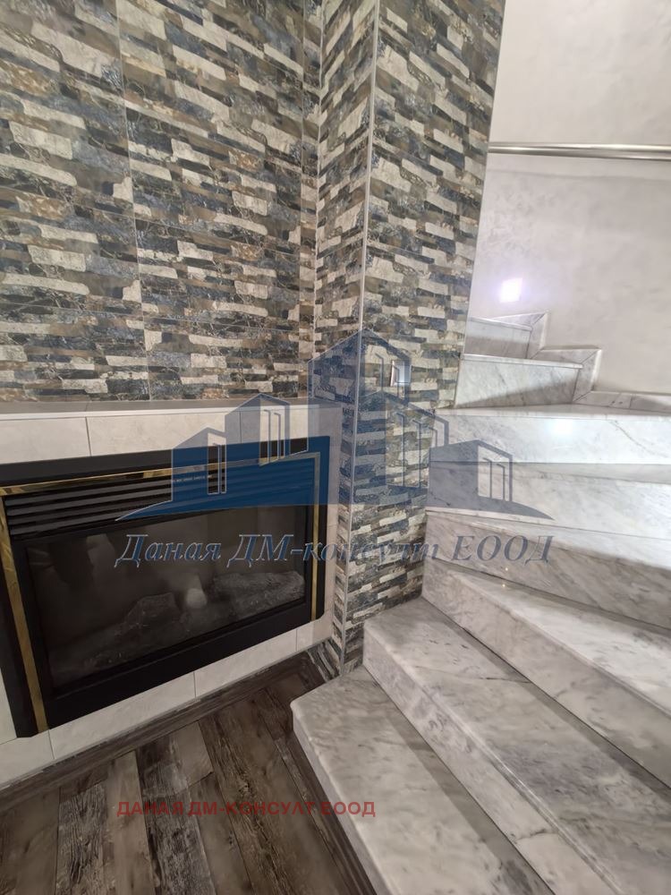 Продава МЕЗОНЕТ, гр. Шумен, Център, снимка 4 - Апартаменти - 53797523