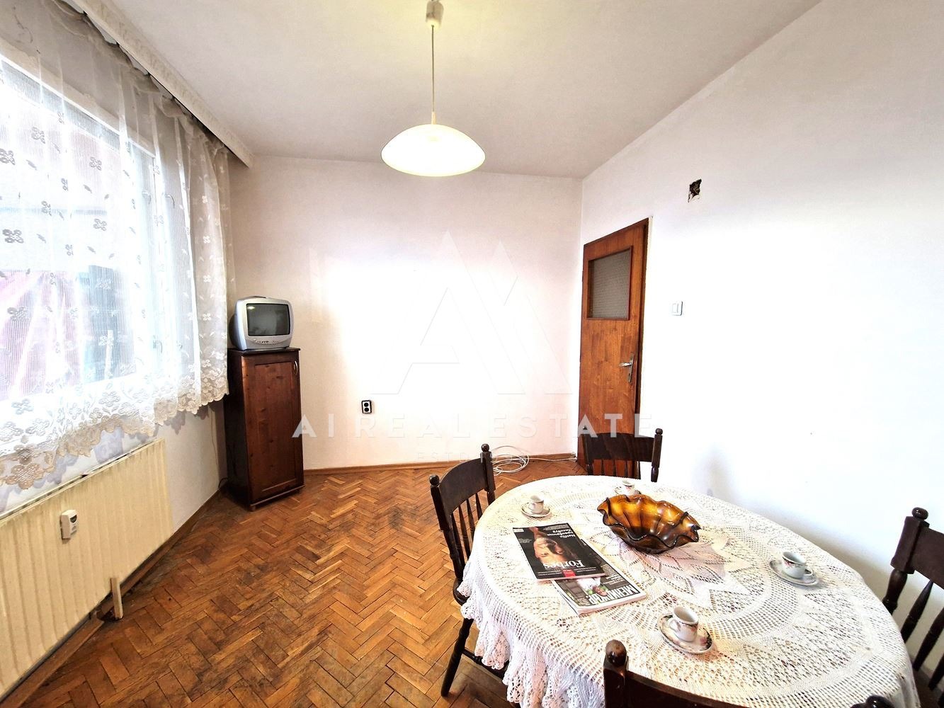 Продава 4-СТАЕН, гр. Плевен, Широк център, снимка 2 - Апартаменти - 53008623
