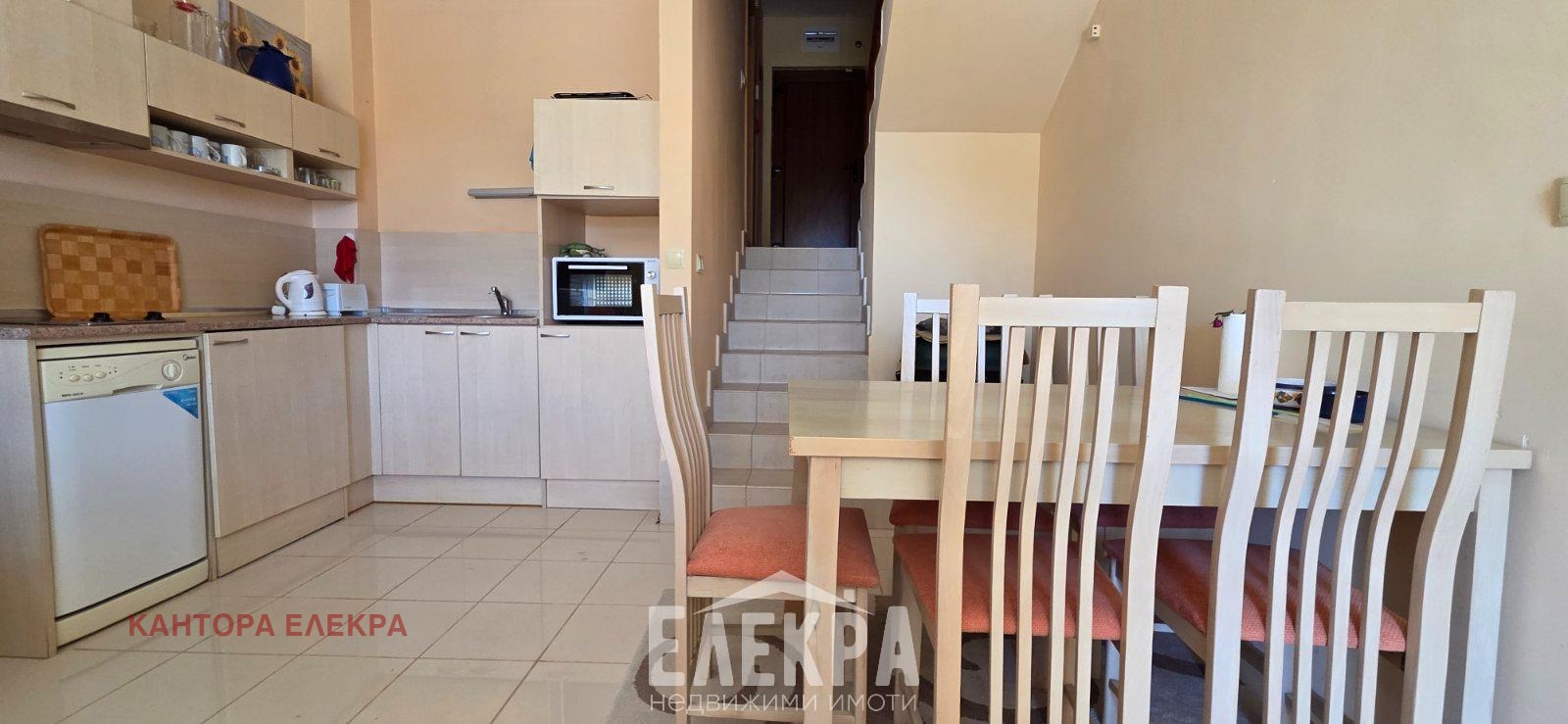 Продава КЪЩА, с. Рогачево, област Добрич, снимка 2 - Къщи - 53230443