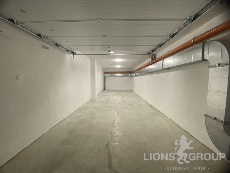 Продава ГАРАЖ в град Варна, Център - 34 кв.м / 75 000 € » 146 687.25 лв., ЛАЙЪНС ГРУП