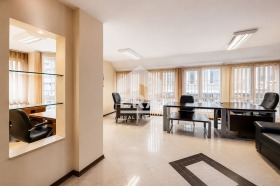 ОФИС, 102 m2