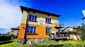 Hus Elin Pelin, region Sofia