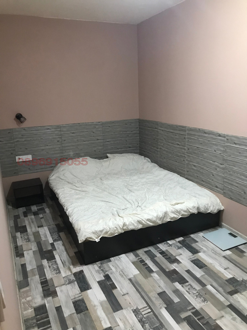 Продава  4-стаен град Шумен , 5-ти полк , 95 кв.м | 98325043 - изображение [11]