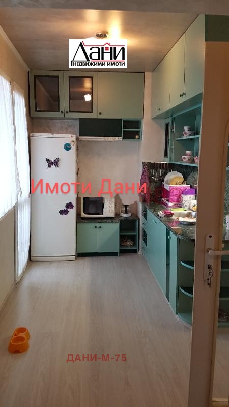 Продава  Многостаен град Шумен , 5-ти полк , 130 кв.м | 45431771 - изображение [3]