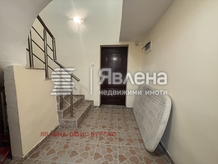 Продава ЕТАЖ ОТ КЪЩА, гр. Поморие, област Бургас, снимка 10 - Етаж от къща - 53344463