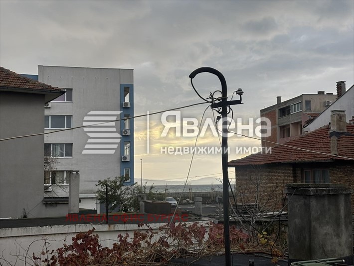 Продава ЕТАЖ ОТ КЪЩА, гр. Поморие, област Бургас, снимка 12 - Етаж от къща - 53344463