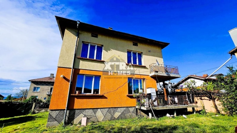 Till salu  Hus region Sofia , Elin Pelin , 269 kvm | 73880093