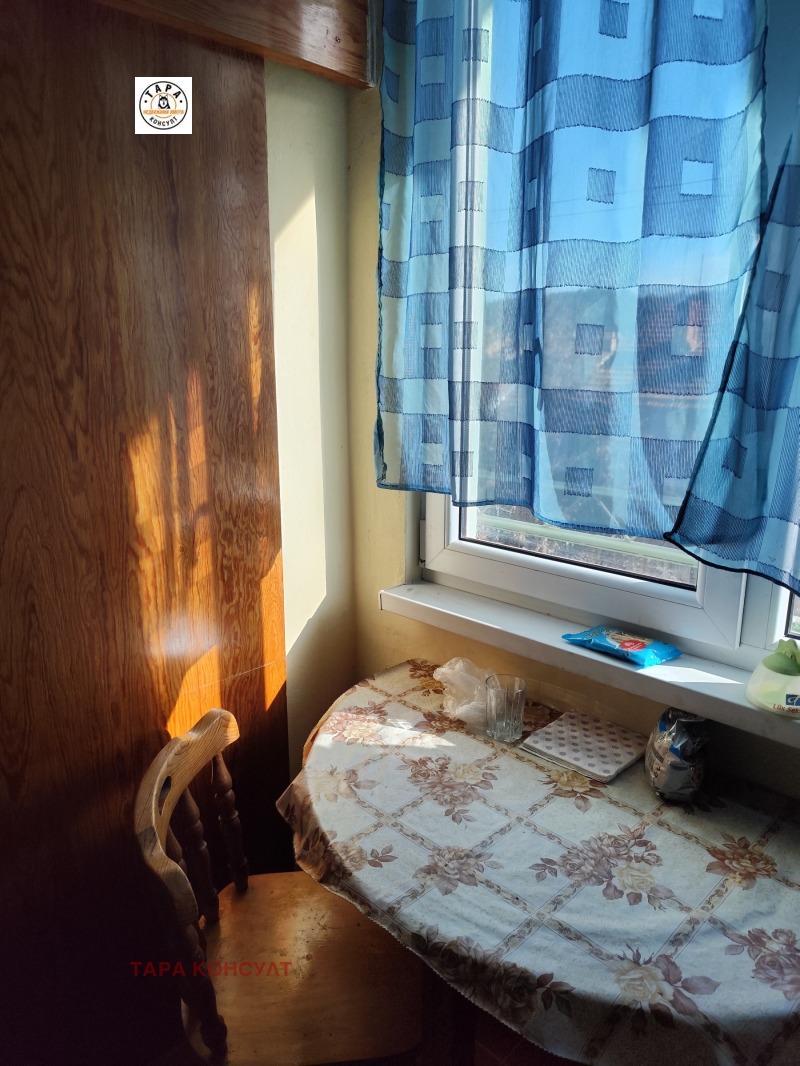 Продава 2-СТАЕН, гр. Троян, област Ловеч, снимка 4 - Апартаменти - 52397245