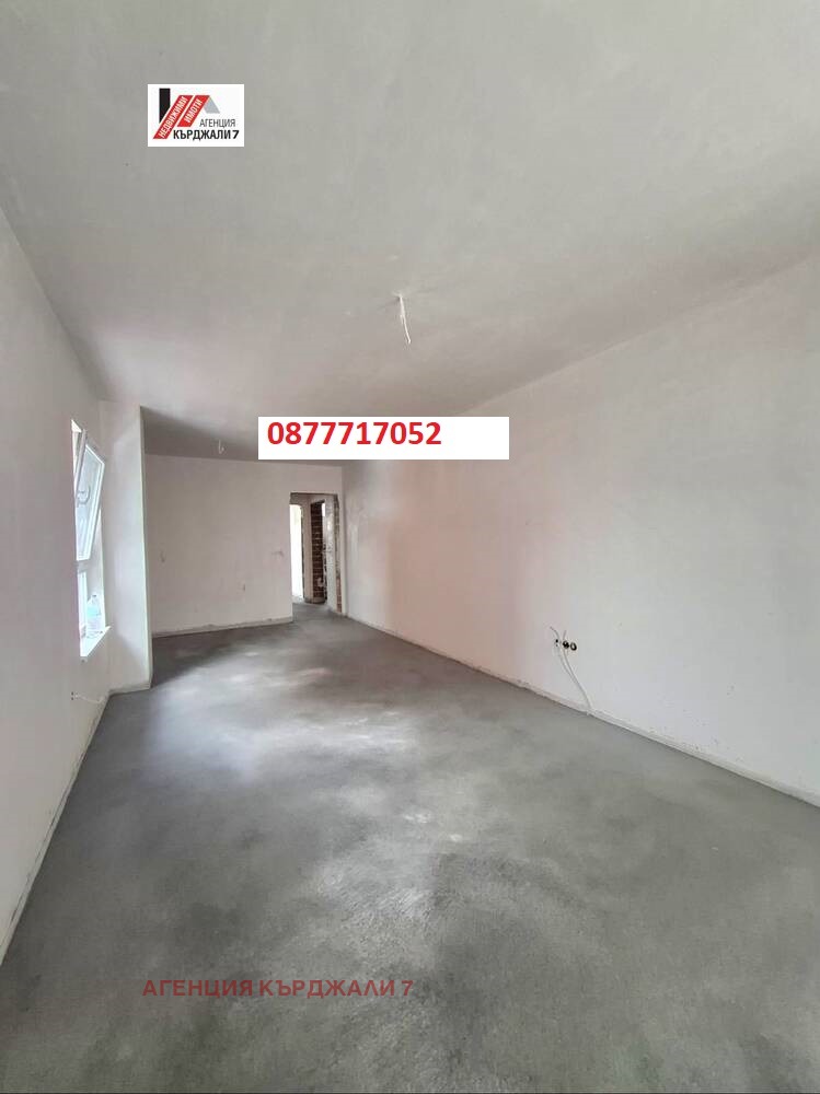 Продава 2-СТАЕН, гр. Кърджали, Възрожденци, снимка 4 - Апартаменти - 53992714