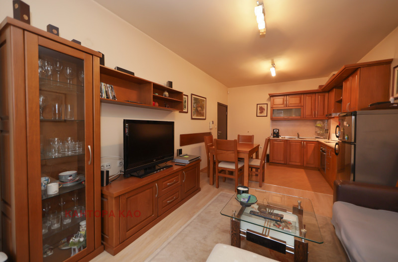 Продава 3-СТАЕН, гр. София, Гоце Делчев, снимка 3 - Апартаменти - 53118776