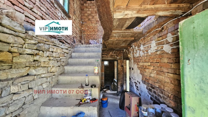 Продава КЪЩА, с. Горно Павликене, област Ловеч, снимка 9 - Къщи - 52224498