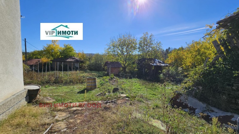 Продава КЪЩА, с. Горно Павликене, област Ловеч, снимка 4 - Къщи - 52224498