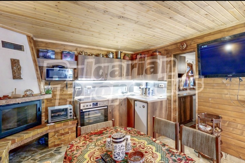 Продава КЪЩА, с. Младежко, област Бургас, снимка 2 - Къщи - 53151939