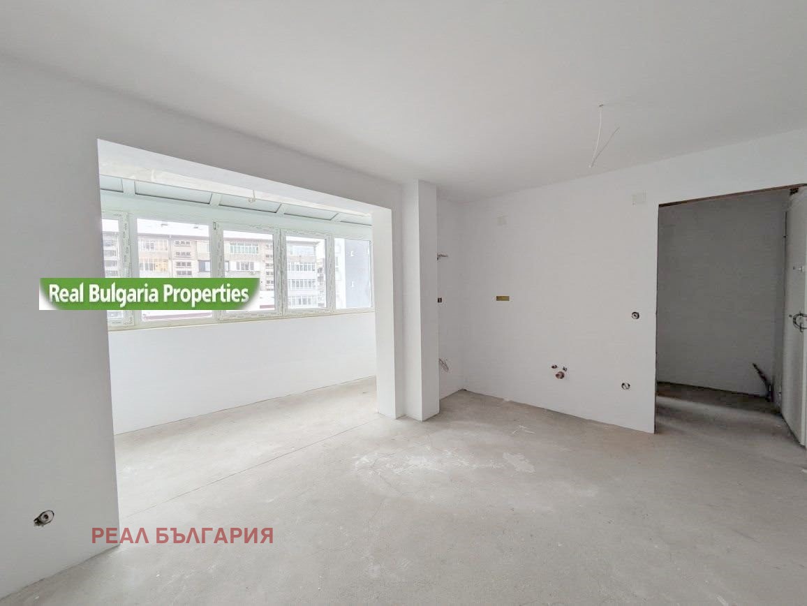 Продава 2-СТАЕН, гр. Русе, Широк център