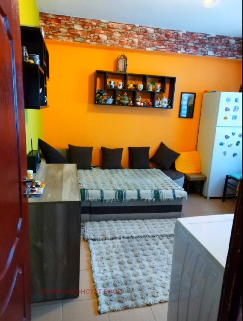 Na prodej  Studio Vidin , Chimik , 42 m2 | 65862719 - obraz [3]