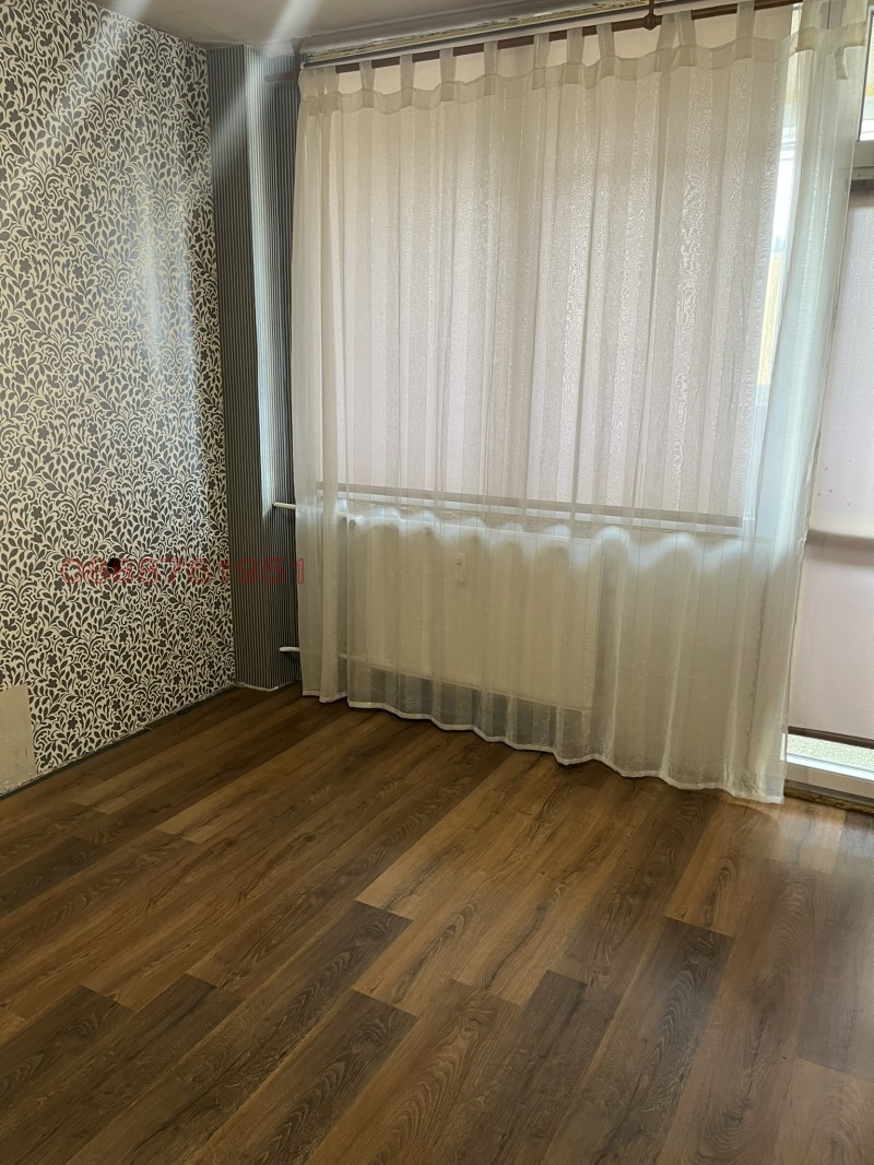 Продава 1-СТАЕН, гр. София, Люлин 3, снимка 2 - Апартаменти - 53033659