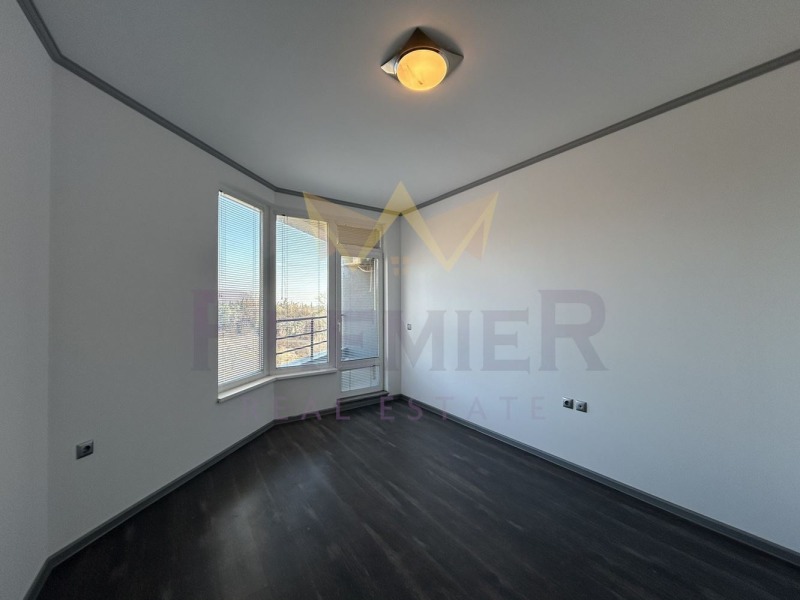 Till salu  1 sovrum region Dobrich , Baltjik , 109 kvm | 50476485 - bild [3]