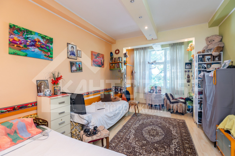 Продава 3-СТАЕН, гр. Варна, Център, снимка 2 - Апартаменти - 50544536