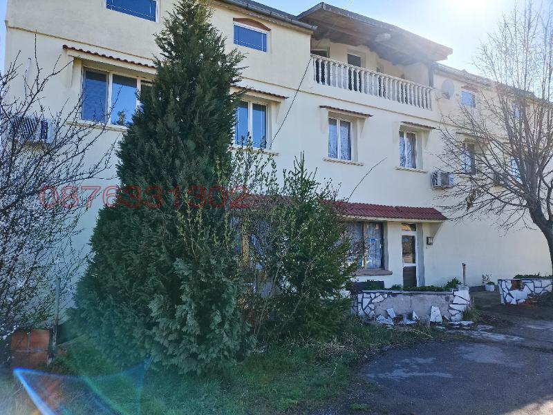 Продава КЪЩА, гр. София, с. Волуяк, снимка 3 - Къщи - 52786072