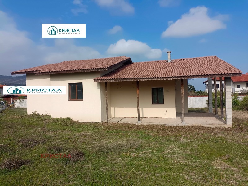 Продава КЪЩА, с. Марково, област Пловдив, снимка 2 - Къщи - 52555827