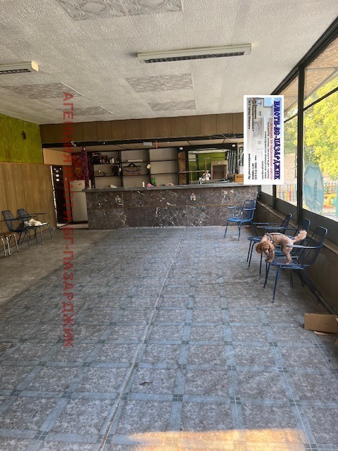 Продаја  Бар; кафић регион Пазарџик , Варвара , 140 м2 | 86737578