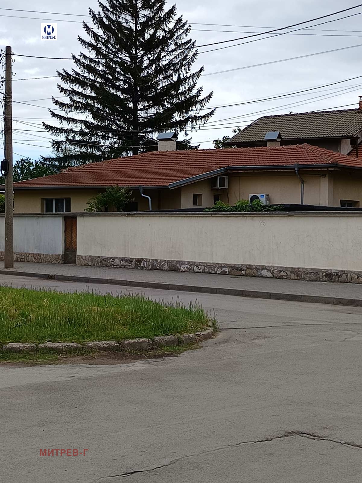 Продава КЪЩА, гр. София, Малашевци