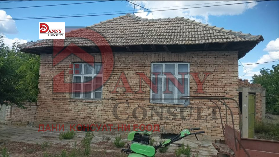 Продава КЪЩА, с. Кесарево, област Велико Търново