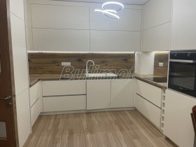 3 кімнатна к.к. Св.Св. Константин и Елена, Варна