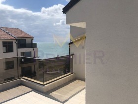 МНОГОСТАЕН, 224 m2