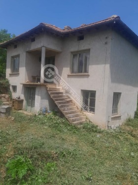 Къща с. Коевци, област Велико Търново