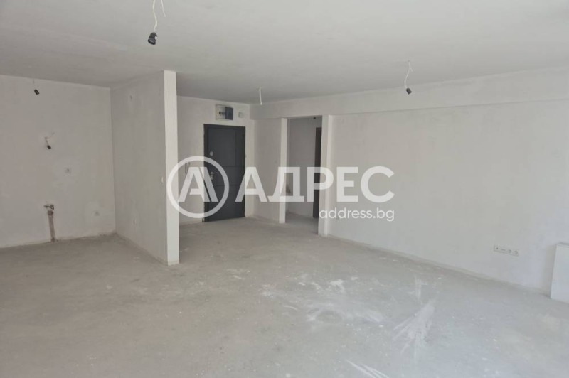 À venda  2 quartos Sofia , Manastirski livadi , 93 m² | 38905703 - imagem [2]