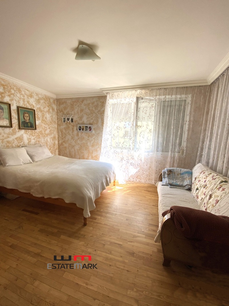 Till salu  3 sovrum Sofia , Goce Deltjev , 188 kvm | 38909973 - bild [10]