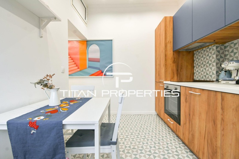 Продава МНОГОСТАЕН, гр. София, Център, снимка 16 - Апартаменти - 53022235