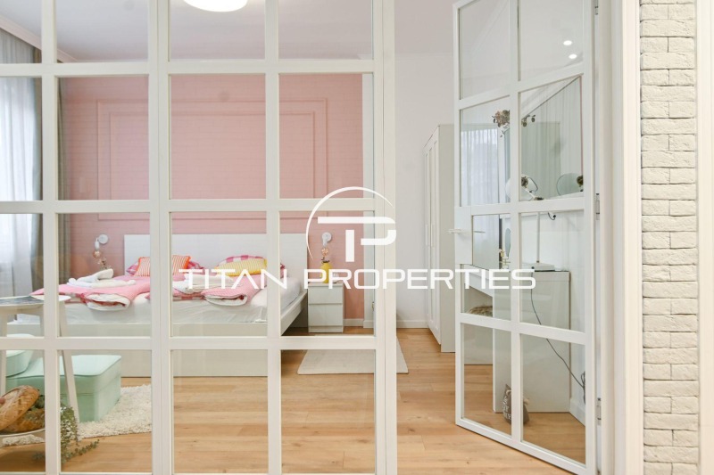 Продава МНОГОСТАЕН, гр. София, Център, снимка 17 - Апартаменти - 53022235